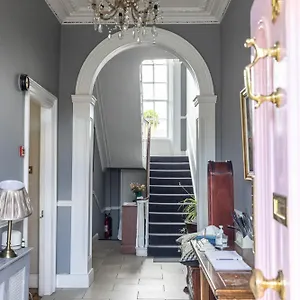 Bed & Breakfast Abbeyleigh House
